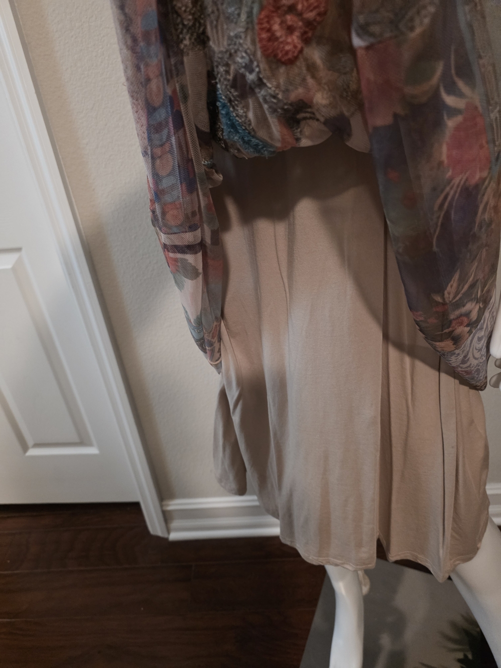 Johnny Was Floral Embroidered Sleeveless Mesh Dress - Multicolor Size M - Picture 4 of 12
